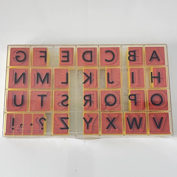 NWT - 30 pc - 1" Jumbo Uppercase Alphabet Rubber Stamps - Educational Insights - Picture 2 of 2